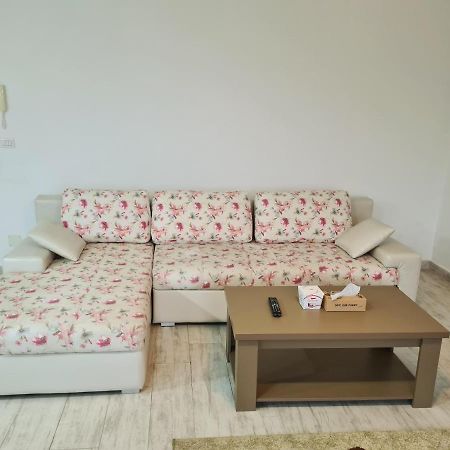 Cozy Apartment 阿拉德 外观 照片