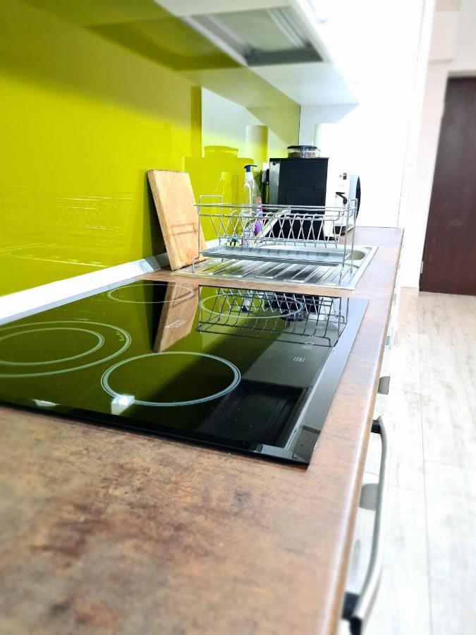 Cozy Apartment 阿拉德 外观 照片