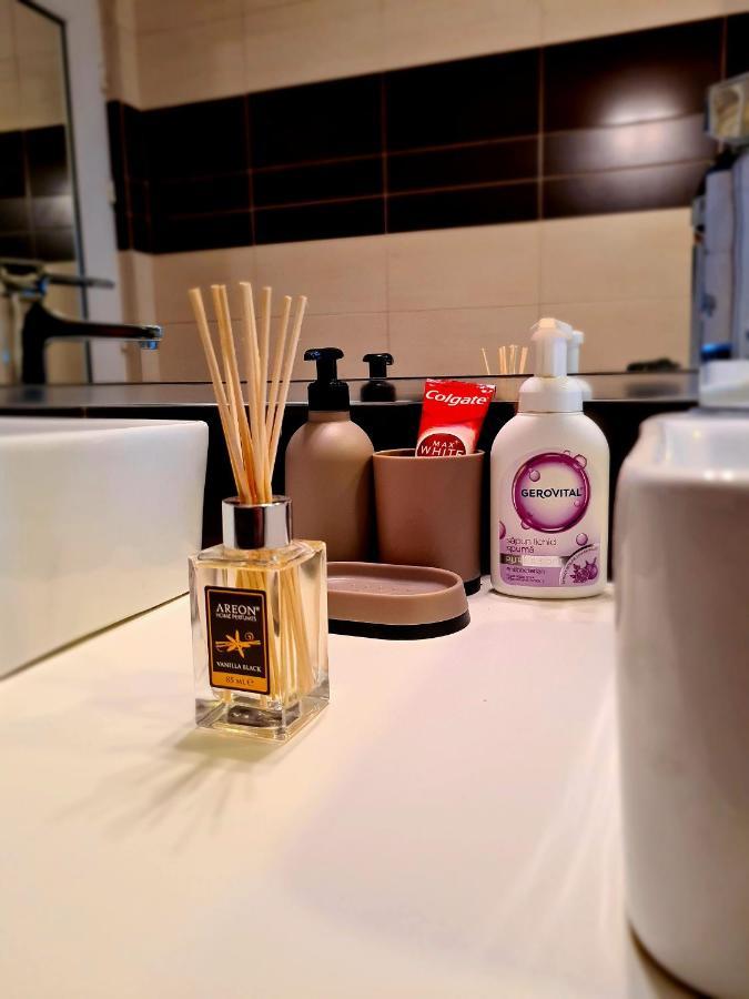 Cozy Apartment 阿拉德 外观 照片